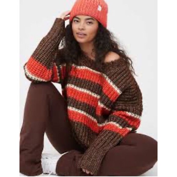 Aerie Sweaters - Offline By Aerie Chunky Knit Sweater Women’s Brown Red  Striped Size Medium